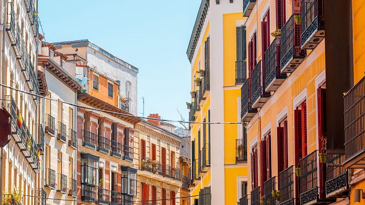 Telediario Fin de Semana - El caso de Tribulete 7: vecinos denuncian acoso inmobiliario para abandonar sus casas