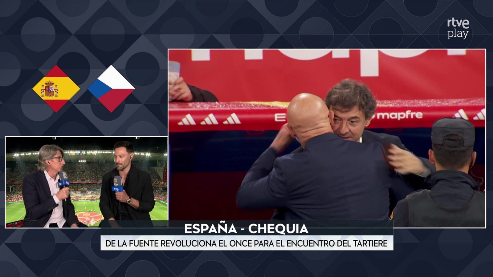 Emisión deportiva previa a un partido de fútbol entre España y Chequia con el rótulo informativo sobre el encuentro.