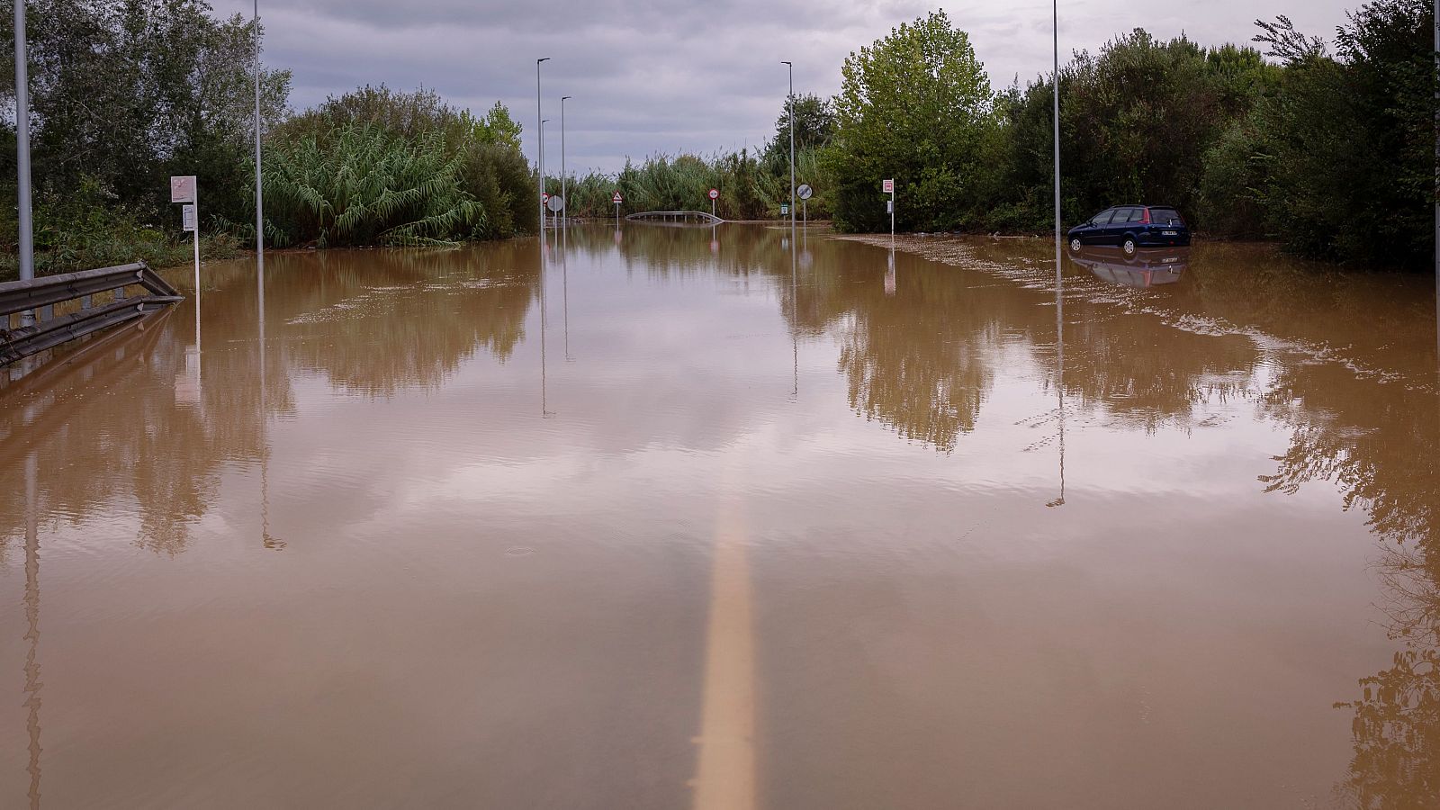 Vista de las carreteras cortadas por las lluvias
