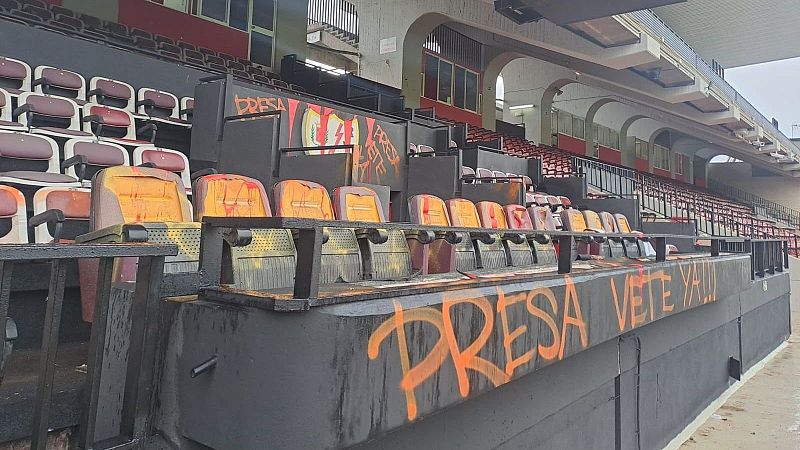 Vandalizan el palco del Estadio de Vallecas