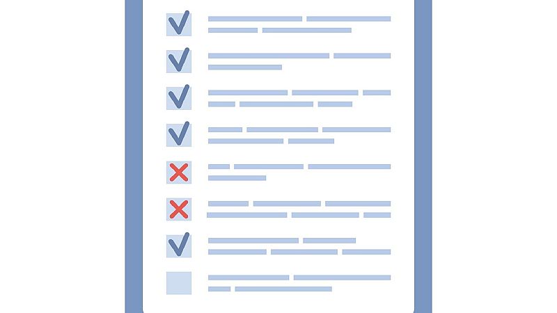 Ilustración de un portapapeles con una lista de verificación que incluye casillas marcadas con ticks y cruces sobre papel blanco.
