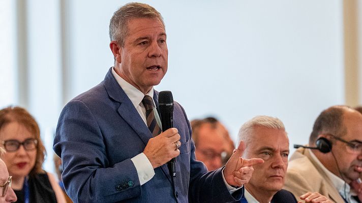 Diario 24 - Page cree que Sánchez ha hecho lo "correcto" y asegura que "confía" en el voto de la gente