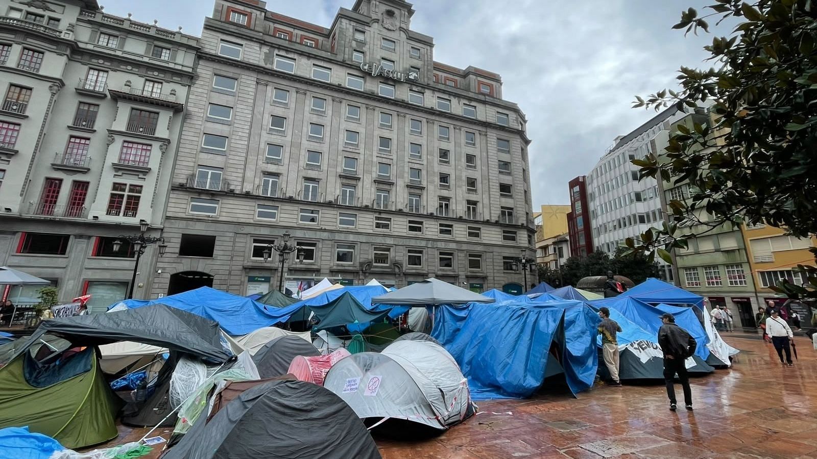 Acampada de Oviedo