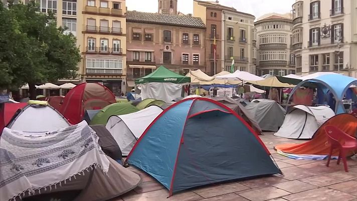 Noticias Andalucía - Tiendas de campaña ocupan durante una semana las plazas de Andalucía
