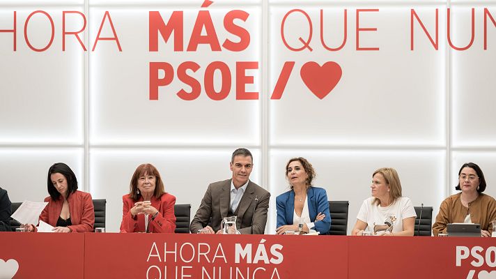 Telediario 2 - El PSOE pide "ampliar" los apoyos progresistas ante las elecciones frente a "PP-Vox, la coalición de los buitres"