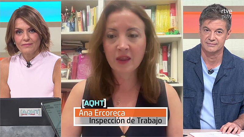 Tres personas participan en un programa de empleo en una pantalla dividida en tres secciones, mostrando a dos copresentadores en plató y a una inspectora de trabajo en videollamada.