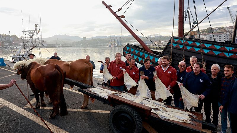 Un grupo de cocineros han recreado el transporte del bacalao como se realizaba siglos atrás