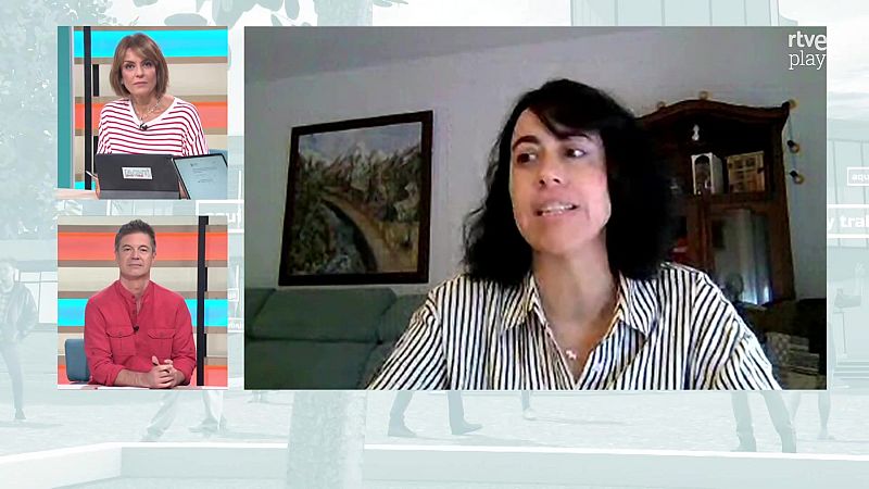 Captura del programa Aquí hay trabajo con los presentadores en el plató y una orientadora laboral conectada por videollamada.
