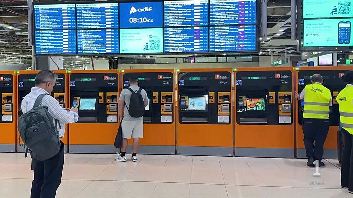 L'Informatiu - Rodalies recupera bona part del servei i Antonio Carmona fitxa per Adif
