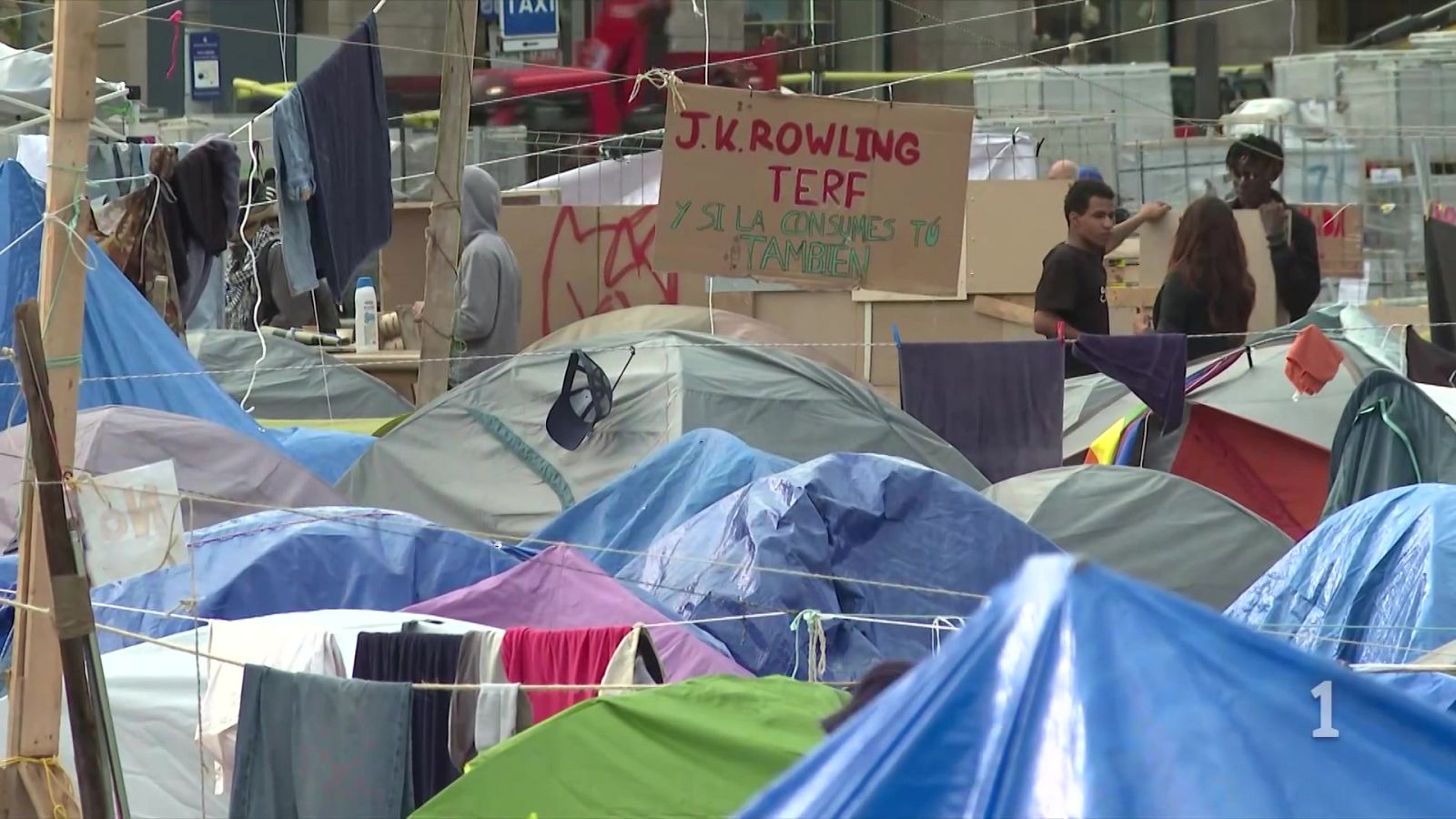 L'Informatiu - acampada