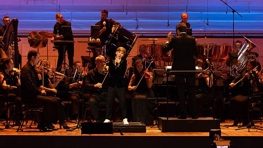 Lucas Paulano graba la versi�n sinf�nica de su canci�n para Eurovisi�n Junior junto a la Orquesta y Coro de RTVE