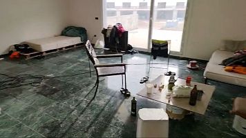 Un trabajador denuncia que los peones de una obra en Valladolid viven en su interior en condiciones insalubres