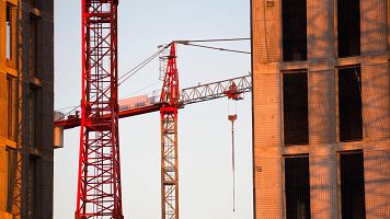El Banco de Espa�a avisa: la construcci�n de vivienda no despega por la burocracia y la falta de mano de obra y suelo