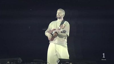La 2Cat celebra el primer aniversari en l'últim concert d'Oques Grasses
