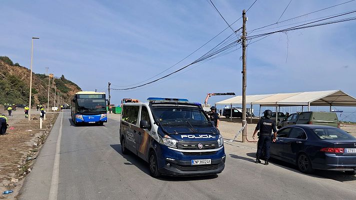 Telediario Fin de Semana - Desalojado el asentamiento de El Guano, en Ceuta