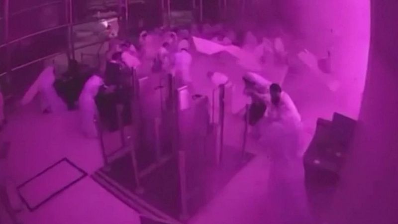 Primeras imágenes del ataque mortal de los hutíes al aeropuerto de Riad