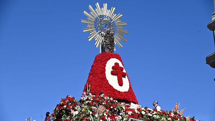 Telediario 1 - Zaragoza homenajea a su virgen en el día grande del Pilar