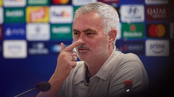  - Mourinho y el arbitraje del Madrid-Villarreal: "El primer minuto es suficiente para quién sabe"