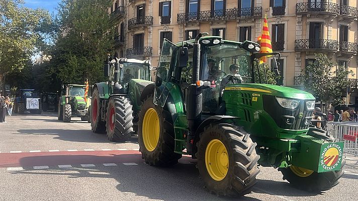L'Informatiu - Els tractors tornen a Barcelona per reclamar mesures urgents per al camp