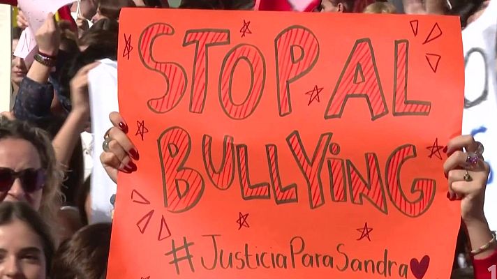 Noticias Andalucía - Andalucía lamenta el suicidio de Sandra Peña en su aniversario