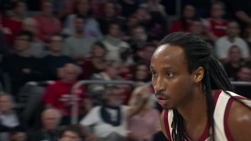 Lo mejor de Forrest Y Radebaugh ante el Bamberg Baskets