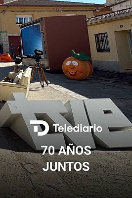 Telediario 1 - Telediario - 15 horas - 70 años juntos - 15/10/26