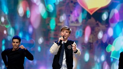 Lucas Paulano presenta en exclusiva "Cuore bello", su canción para Eurovisión Junior 2026, en 'El perro andaluz'
