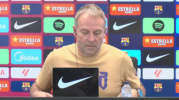 Fútbol - Hansi Flick confirma que Raphinha y De Jong estarán disponibles contra el Betis
