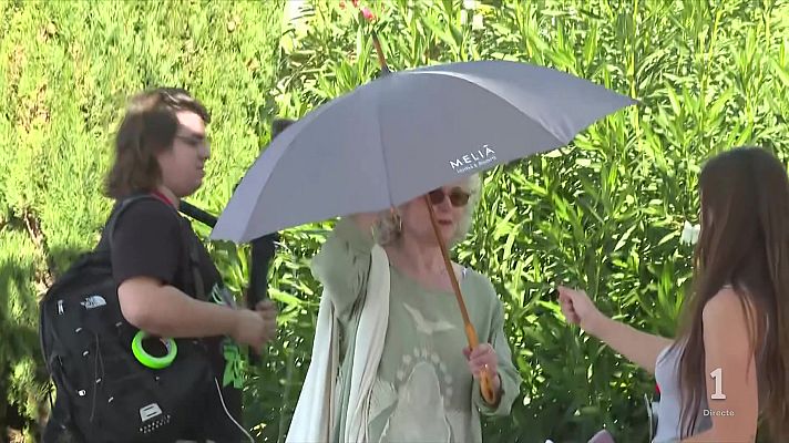 L'Informatiu - L'actriu Amy Irving rep el premi honorífic a la trajectòria del Festival de Sitges