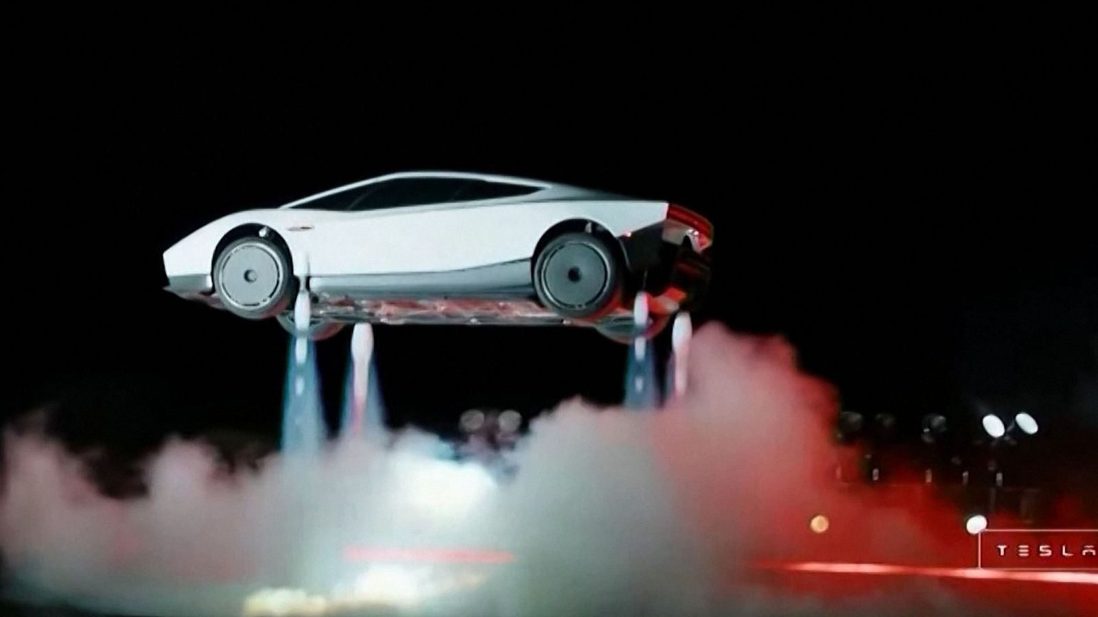 Tesla presenta su nuevo Roadster, un coche capaz de volar