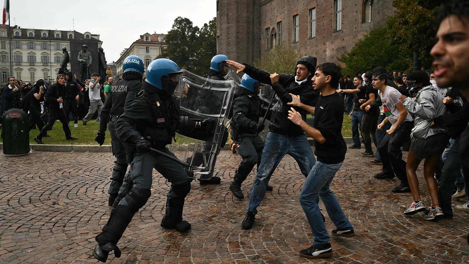 La "primavera europea": Las protestas ciudadanas se extienden por varios países del continente Protestas estudiantiles en Italia