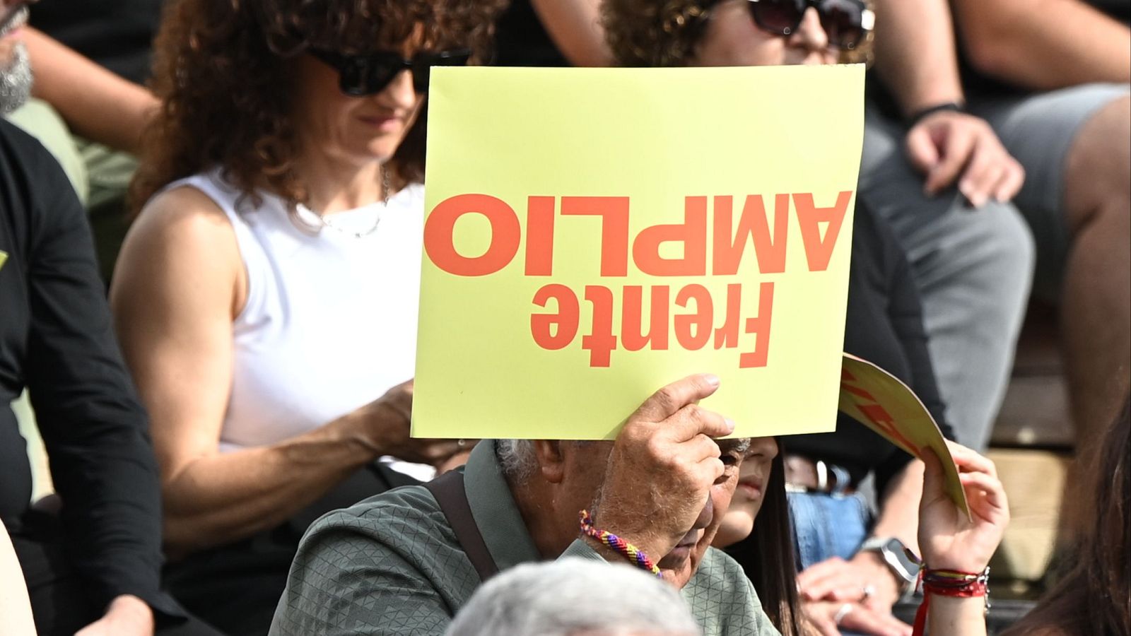 Las izquierdas acuden divididas a las urnas este 29N: los momentos que acercaron y alejaron un acuerdo que nunca llegó