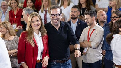 El PSOE pone el foco de la precampa�a en las pensiones y Vox alerta: "No van a ser elecciones limpias"