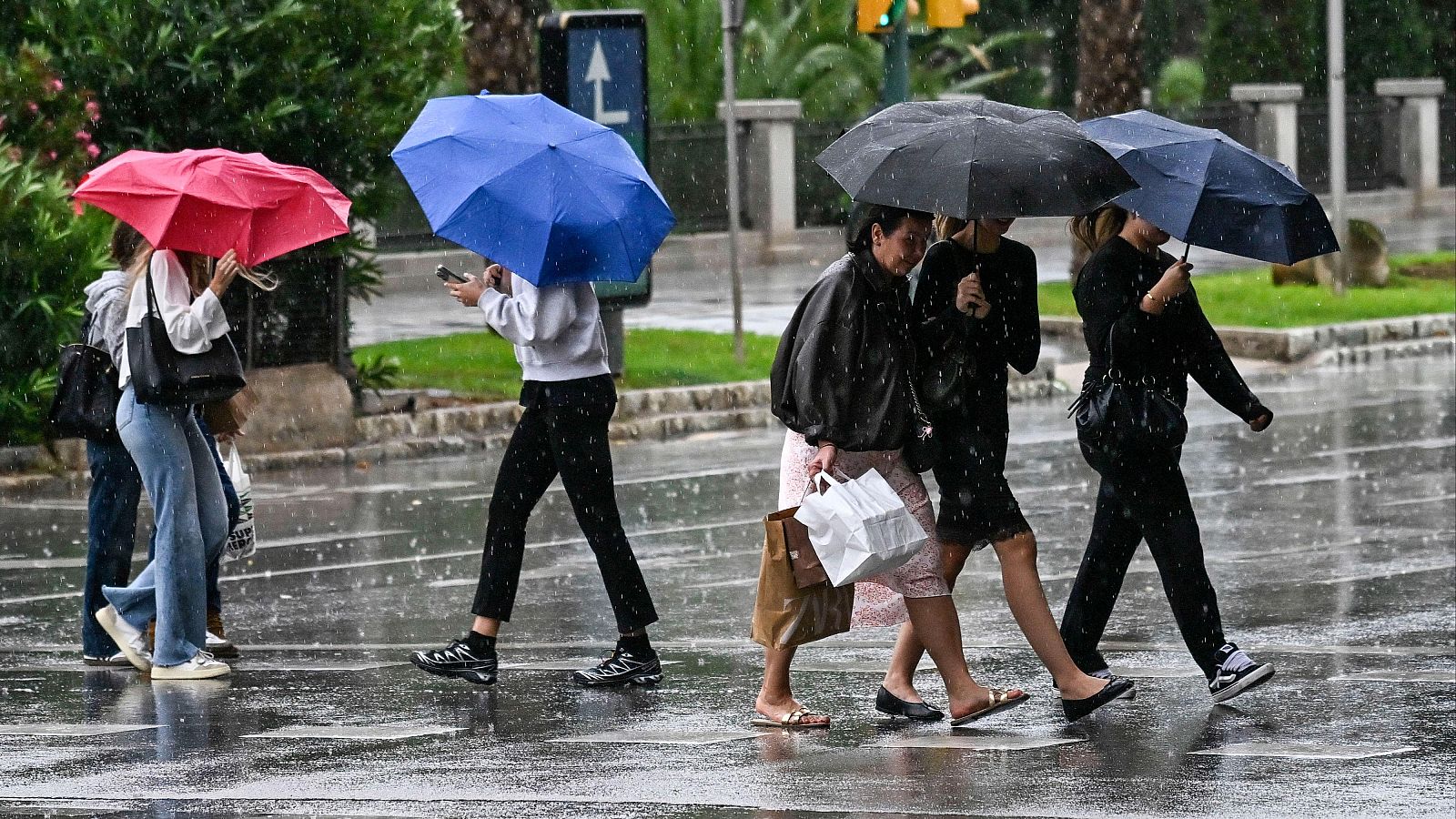 Vista de la lluvia en una calle de Palma