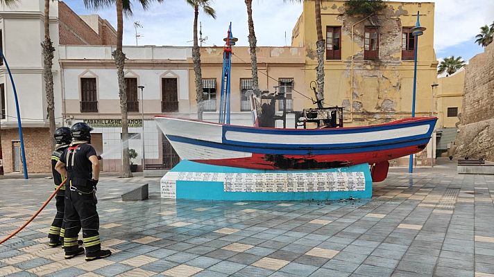 Noticias de Melilla - Melilla sufre una ola de incendios de contenedores y vehículos
