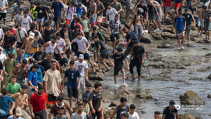 Telediario 2 - España, de país de emigrantes a destino de quienes buscan un futuro mejor