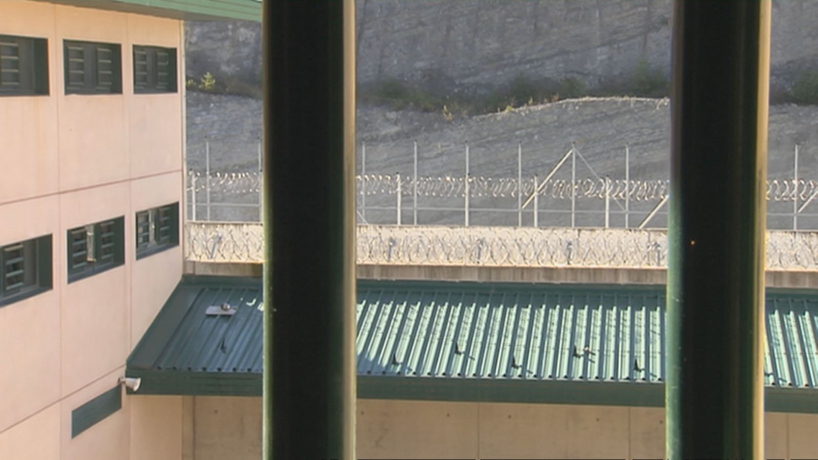 Los beneficios penitenciarios concedidos a presos de ETA generan opiniones diferentes entre las víctimas