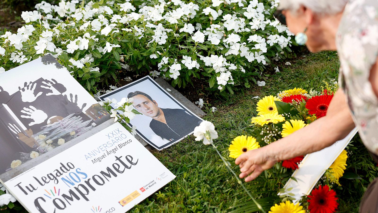 Acto en memoria de Miguel Ángel Blanco