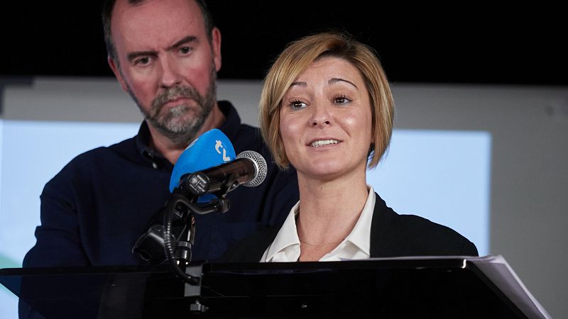 Naiara Zamarreño habla durante un acto sobre ETA