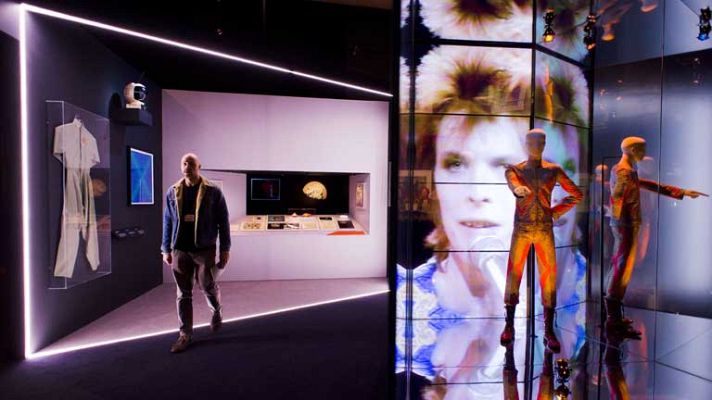 Telediario 1 - Exposición sobre David Bowie