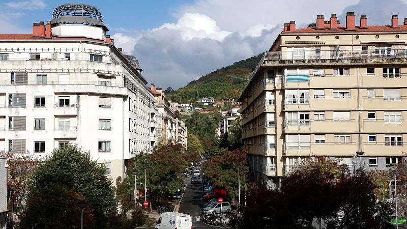El Gobierno vasco anuncia la compra de 510 viviendas al fondo Blackstone para mantenerlas como alquiler protegido