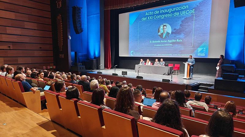 Unas 300 personas participan hasta este viernes en el XXI Congreso de Cooperativas de Enseñanza.