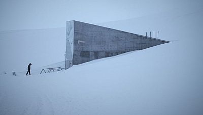 La B�veda Global del d�a despu�s guarda el futuro de la humanidad en Svalbard