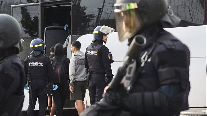 Informativo 24h - El operativo en el barrio del Príncipe de Ceuta se salda con 295 migrantes localizados