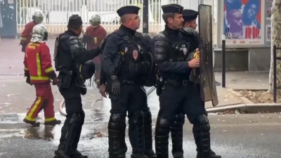 Los estudiantes franceses prometen mantener las protestas este s�bado tras reunirse con Macron