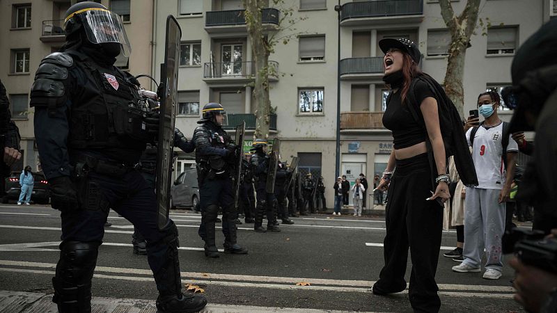 Francia se blinda ante una nueva jornada de protestas
