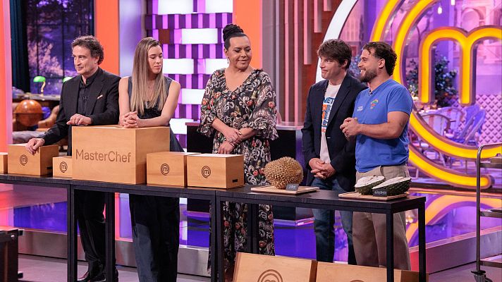 MasterChef Celebrity - El 'frutero tiktokero' visita MasterChef con algunas frutas increíbles