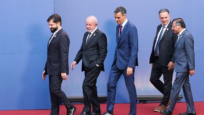 La izquierda en España celebra la victoria de Lula en las elecciones presidenciales en Brasil