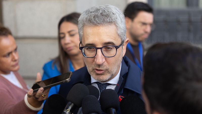 Entrevista a Arcadi Espa�a, ministro de Hacienda, en La Noche en 24 Horas