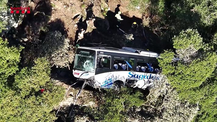 L'Informatiu - L'accident de Fogars de Montclús reobre el debat sobre la seguretat dels autobusos interurbans